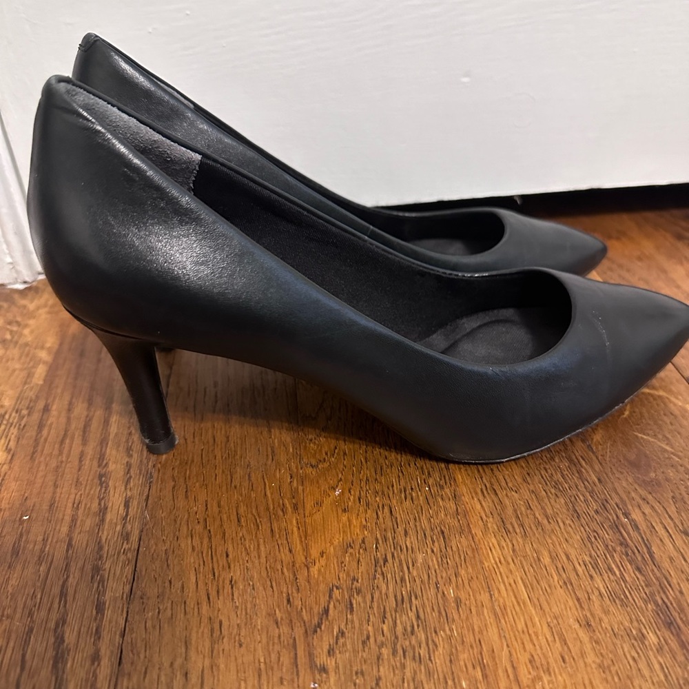 Rockport Total Motion 75mm Pointy Toe Pump, Size 8.5